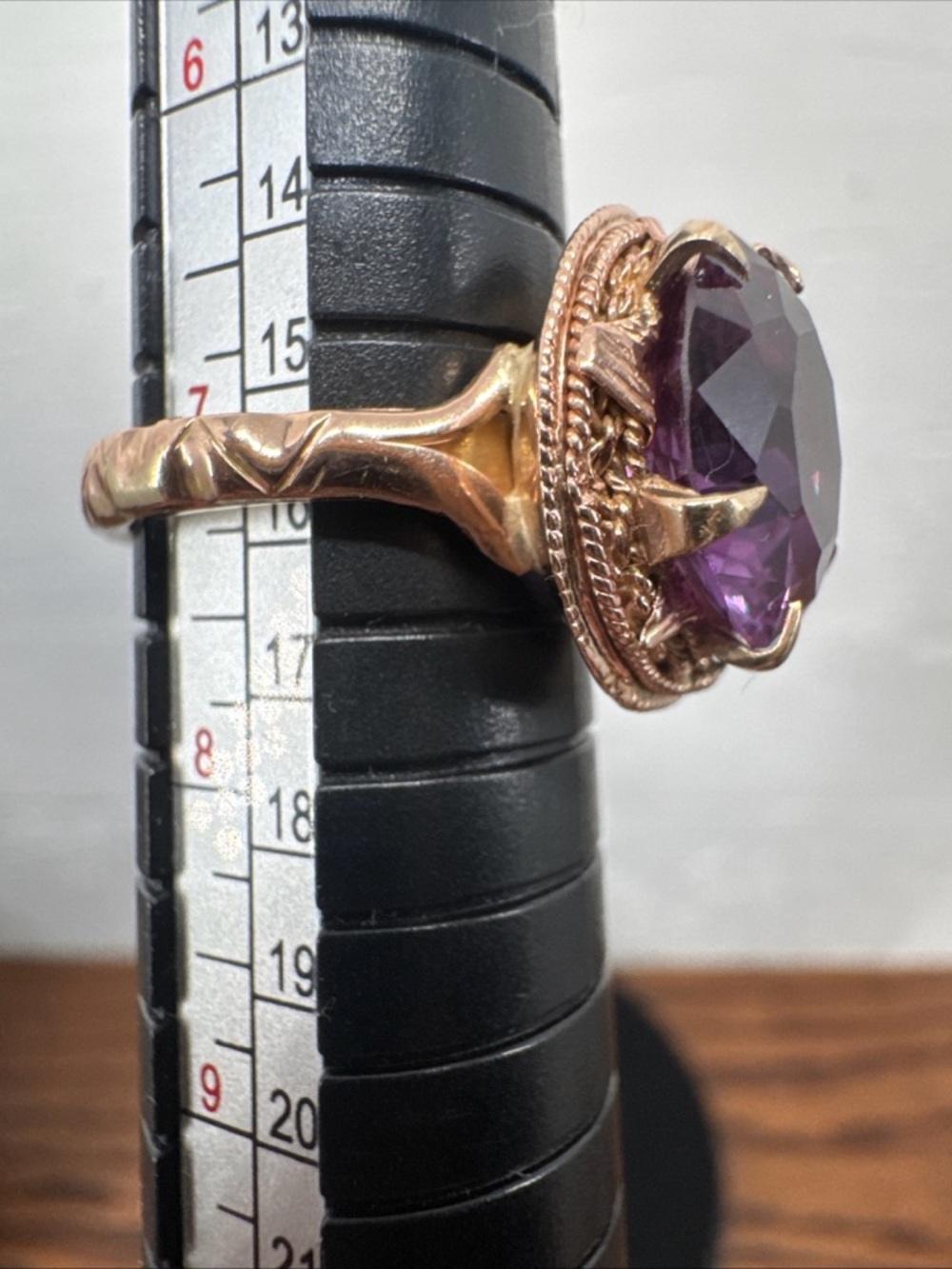 14K Gold Synthetic Alexandrite Ring Color Change Oval Vintage Style 7